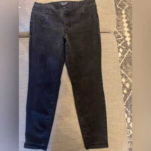 Maurices Black Denim High Rise Skinny Jeans size 18W.